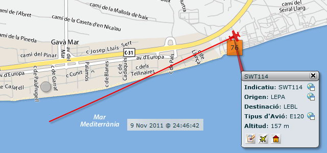 Avi aproximant-se a l'aeroport de Barcelona-El Prat per aterrar a la tercera pista, en configuraci est, sobrevolant Gav Mar dins de l'horari nocturn i amb un elevadssim impacte acstic (9 Novembre 2011 - 00:46h)